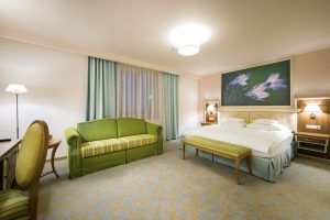 Triple Deluxe Room - Hotel Sonnenhof Suceava